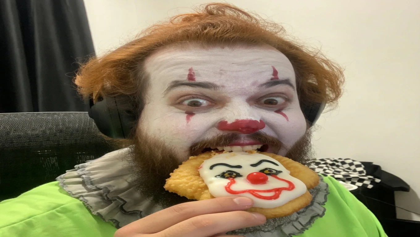 versão pennywise, comendo uma pastel em formato de pennywise